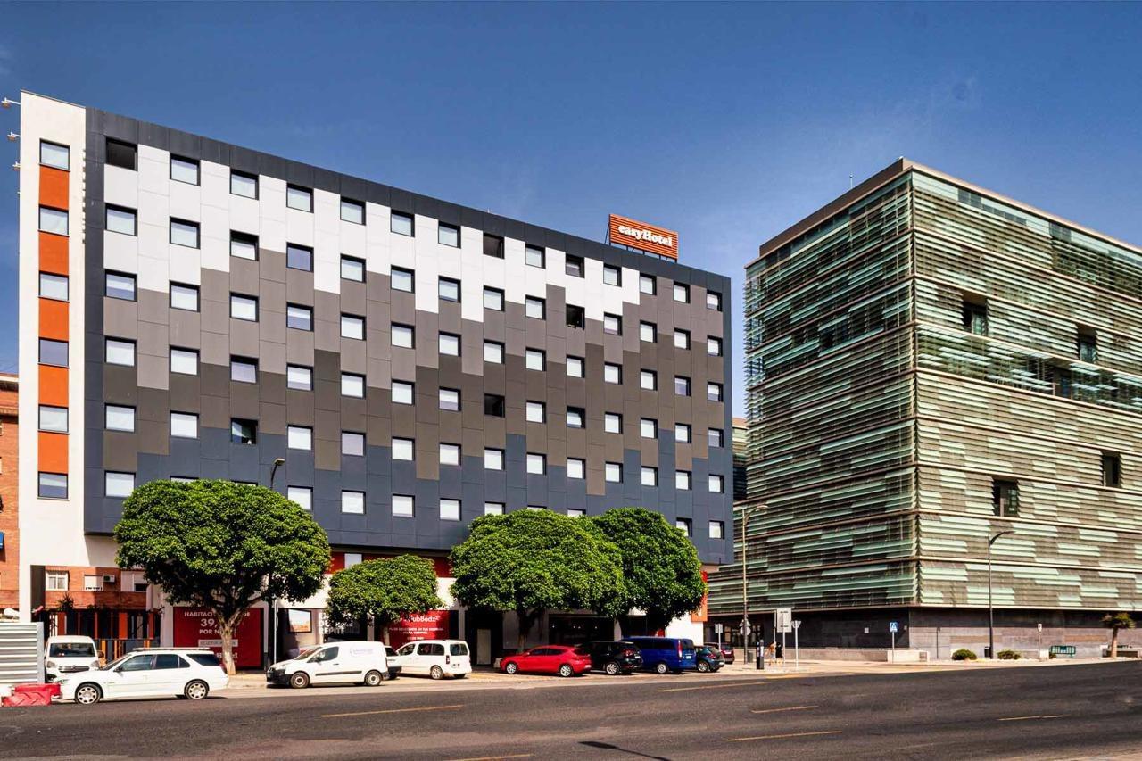 Easyhotel Malaga City Centre 外观 照片